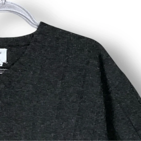 J. Crew Men’s Lambswool Sweater Sz XL Cable Knit V Neck Charcoal Gray - Picture 4 of 10